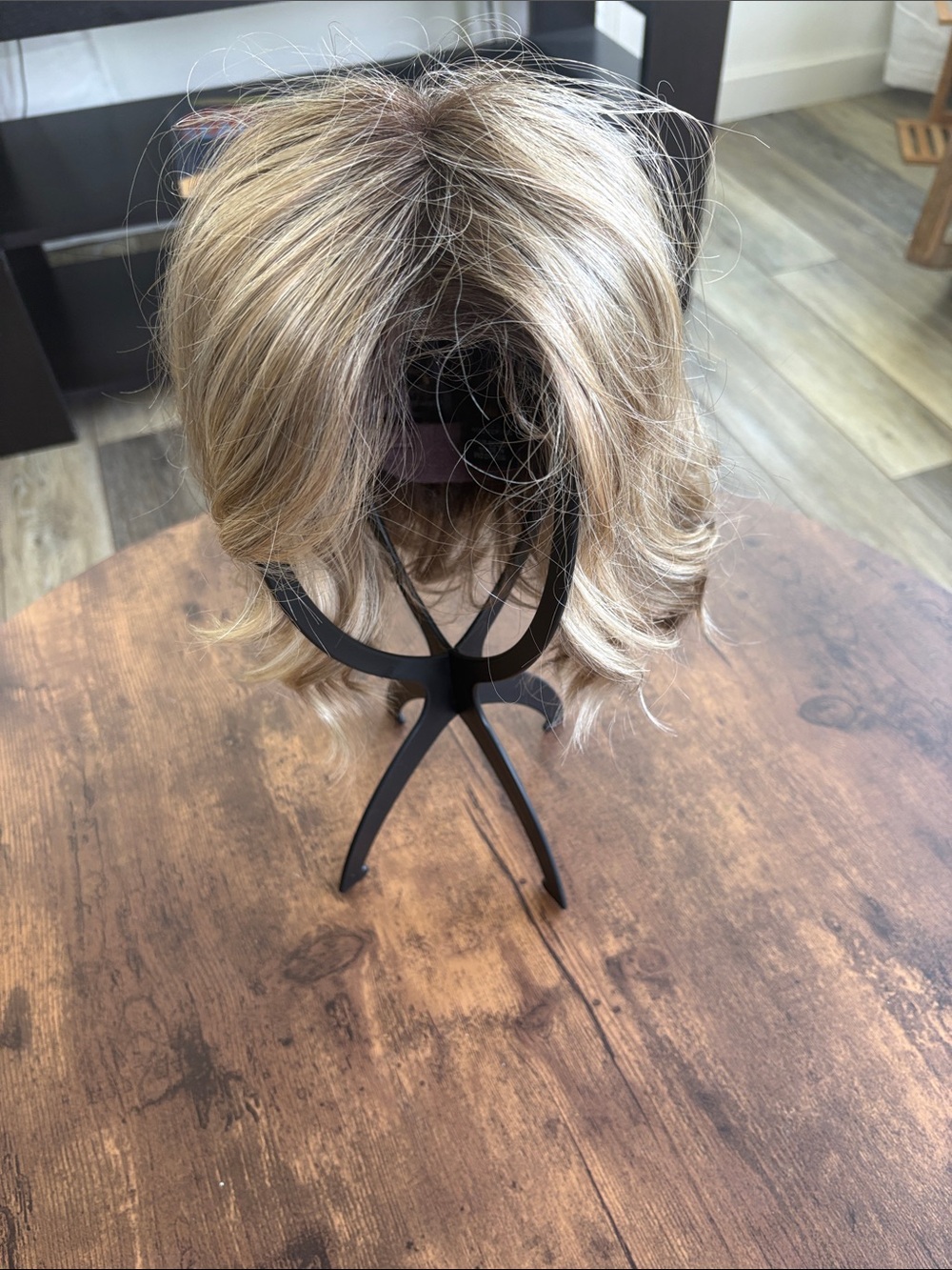 Blonde Short Layered Wig with Natural Root - Women Hair